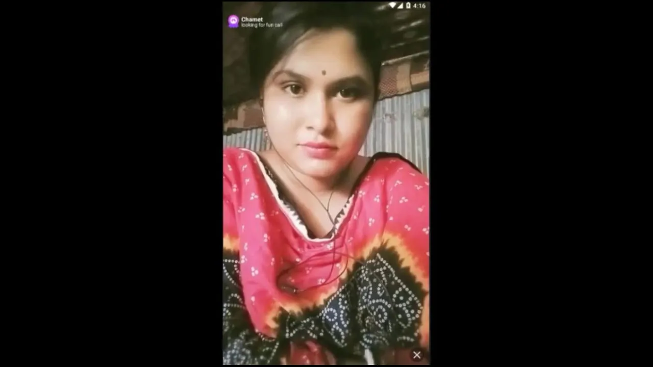 Desi Cubby Girl Live