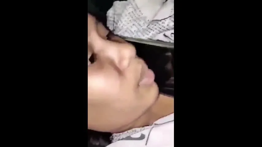 Desi Cute Girl Fuking With Friend And Talking Bf In Phone At Same Time