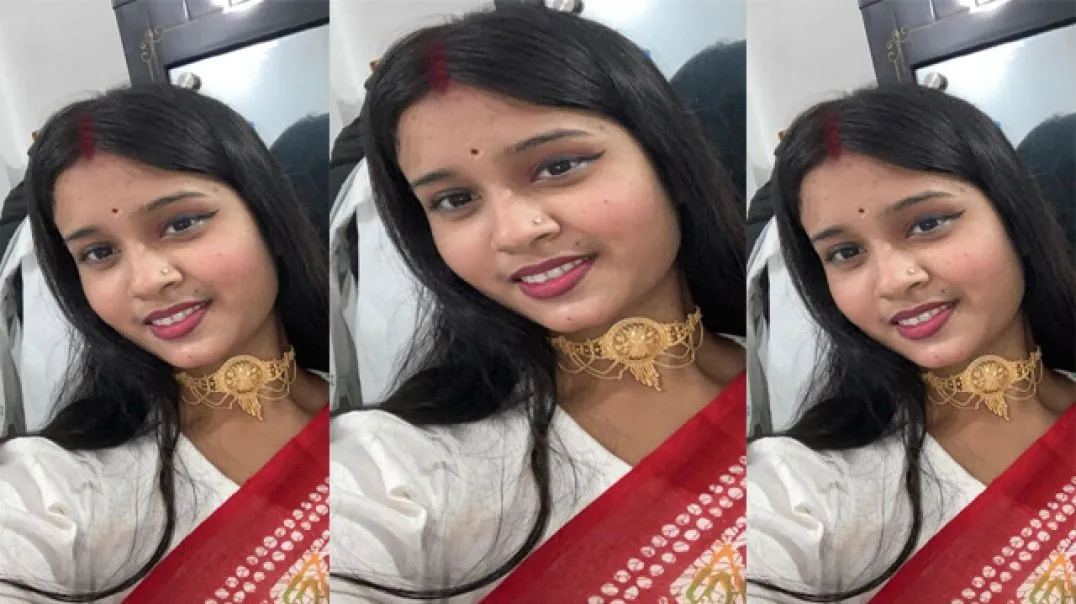 ⁣Desi Horny Bhabhi Showing