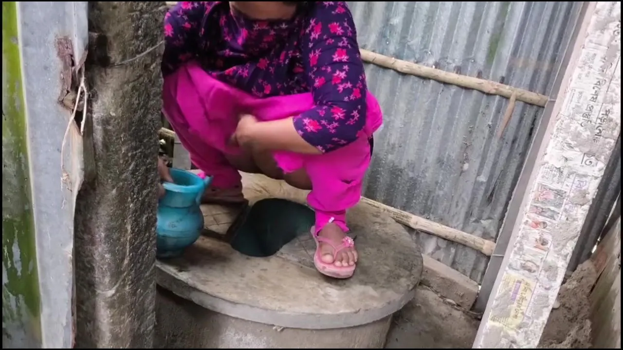 I see my sister going to the bathroom to Urine