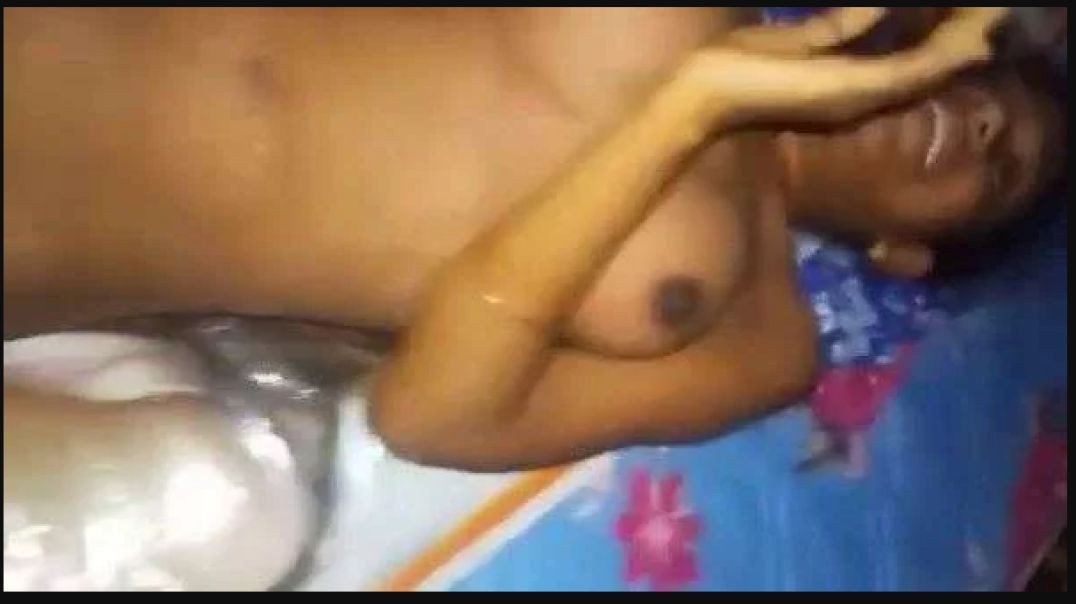 Village Girl Camera Dekh Kar Sex Karne Me Sharmati Hui