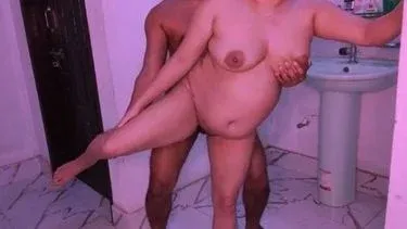 Desi sex mms Hard fucking of Indian housewife's huge breasts