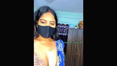 V-hot-sweit-stripchat-ticket-show